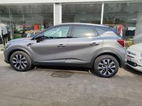 Gebraucht Renault Captur Techno 140 PS (102 kW) 2024 Grau kng + schwarz gne SUV