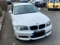 Gebraucht BMW 118 143 PS (105 kW) 2010 Weiß Kleinwagen