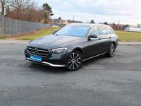 Gebraucht Mercedes E300 194 PS (142 kW) 2022 Grau Limousine