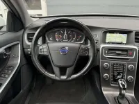 Gebraucht Volvo V60 Business Edition 163 PS (119 kW) 2015 Weiß Kombi