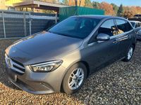 Gebraucht Mercedes 180 136 PS (100 kW) 2019 Grau Limousine
