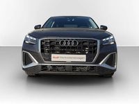Gebraucht Audi Q2 S-Line 150 PS (110 kW) 2025 Daytonagrau perleffekt SUV