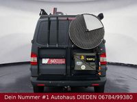 Gebraucht VW Transporter 140 PS (102 kW) 2012 Grau Van