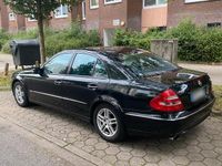 Gebraucht Mercedes E320 Avantgarde 224 PS (164 kW) 2006 Schwarz Limousine