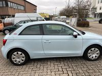 Gebraucht Audi A1 Attraction 105 PS (77 kW) 2011 Blau Kleinwagen