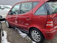 Gebraucht Mercedes A160 Elegance 102 PS (75 kW) 2001 Rot Van / Kleinbus