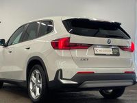 Gebraucht BMW iX1 Performance 230 kW (313 PS) 2023 Alpinweiß uni SUV