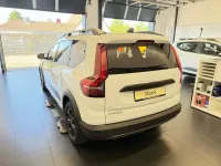 Gebraucht Dacia Jogger Extreme 110 PS (80 kW) 2023 Weiß Van / Kleinbus