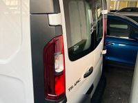 Gebraucht Renault Trafic 125 PS (91 kW) 2018 Weiß Van / Kleinbus