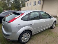 Gebraucht Ford Focus Style 101 PS (74 kW) 2007 Silber Limousine