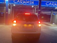 Gebraucht Chevrolet Captiva 167 PS (122 kW) 2012 Weiß SUV