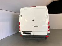 Gebraucht Mercedes Sprinter 163 PS (119 kW) 2018 Arktikweiß Van