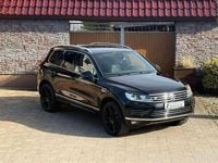 Gebraucht VW Touareg Terrain Tech 262 PS (192 kW) 2016 Deep black perleffekt SUV