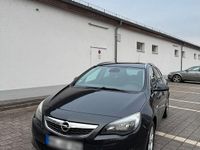 Gebraucht Opel Astra 125 PS (91 kW) 2012 Schwarz Kombi