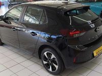 Gebraucht Opel Corsa-e Edition 100 kW (136 PS) 2024 Lackierung schwarz perla nera/ Kleinwagen