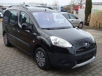 Gebraucht Peugeot TePee 92 PS (67 kW) 2014 Schwarz Van / Kleinbus