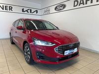 Gebraucht Ford Focus Titanium 125 PS (91 kW) 2024 Fantastic red tc Kombi