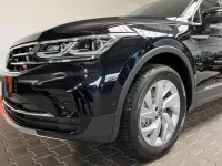 Gebraucht VW Tiguan Elegance 200 PS (147 kW) 2024 Schwarz SUV
