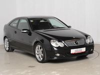 Gebraucht Mercedes C200 163 PS (119 kW) 2005 Schwarz Coupé