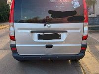 Gebraucht Mercedes Viano 160 PS (117 kW) 2012 Silber Van / Kleinbus