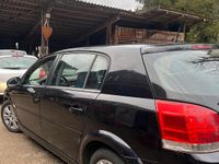 Gebraucht Opel Signum 150 PS (110 kW) 2006 Schwarz Kleinwagen