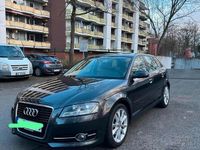 Gebraucht Audi A3 Design 125 PS (91 kW) 2011 Grau Kleinwagen
