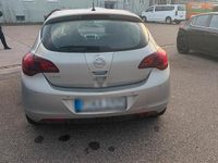 Gebraucht Opel Astra 116 PS (85 kW) 2010 Grau Limousine