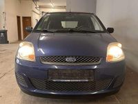 Gebraucht Ford Fiesta Fun X 90 PS (66 kW) 2006 Blau Kleinwagen