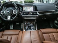 gebraucht BMW X7 M50d Sport Autom Navi AHK Nightv 6 Sitz Pano