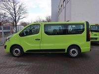 Gebraucht Opel Vivaro 95 PS (69 kW) 2018 Grün Van / Kleinbus
