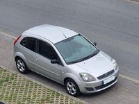 Gebraucht Ford Fiesta Ambiente 60 PS (44 kW) 2008 Silber Limousine