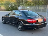 Gebraucht Mercedes E300 204 PS (150 kW) 2010 Schwarz Limousine