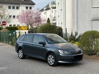 Gebraucht Skoda Fabia Ambition 75 PS (55 kW) 2015 Grau Kombi