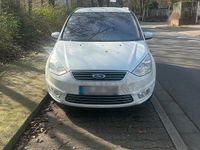 Gebraucht Ford Galaxy 140 PS (102 kW) 2013 Weiß Van / Kleinbus