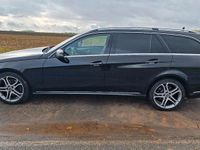 Gebraucht Mercedes E220 170 PS (125 kW) 2013 Schwarz Kombi