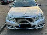 Gebraucht Mercedes E220 Avantgarde 170 PS (125 kW) 2011 Silber Limousine