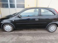 Second-hand Opel Corsa Comfort 58 CP (42 kW) 2001 Negru Hatchback