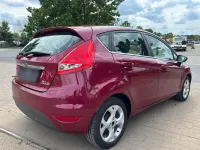 Gebraucht Ford Fiesta Titanium 90 PS (66 kW) 2009 Rot Kleinwagen