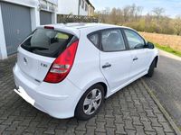 gebraucht Hyundai i30 1.6 CRDi 66 kW FIFA WM Edition FIFA WM E...