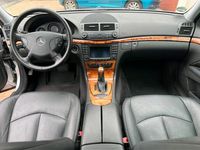 Gebraucht Mercedes E280 231 PS (169 kW) 2006 Silber Limousine