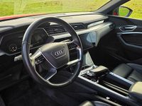 Second-hand Audi e-tron Advanced 300 kW (408 CP) 2018 Roșu SUV