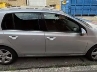 Gebraucht VW Golf VI Team 80 PS (58 kW) 2010 Grau Kleinwagen