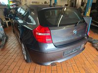 Gebraucht BMW 116 122 PS (89 kW) 2008 Grau Kleinwagen