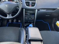 Gebraucht Peugeot 207 Premium 95 PS (69 kW) 2011 Grau Kombi