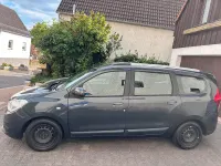 Gebraucht Dacia Lodgy 102 PS (75 kW) 2017 Andere farben Van / Kleinbus