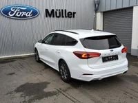 Gebraucht Ford Focus ST-Line 125 PS (91 kW) 2024 Lackierung frostweiá Limousine