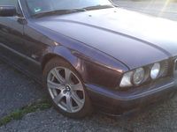 Gebraucht BMW 525 192 PS (141 kW) 1996 Violet Van