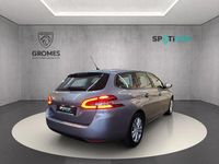 Gebraucht Peugeot 308 Active 131 PS (96 kW) 2021 Gris artense Kombi