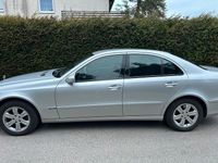 Gebraucht Mercedes E200 162 PS (119 kW) 2005 Silber Limousine