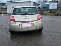 Gebraucht Renault Mégane II 102 PS (75 kW) 2007 Gold Kleinwagen